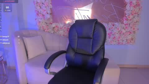 Alessia  online show from 12/12/24, 02:15