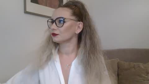 AlessiaCreed online show from 10/06/25, 07:33