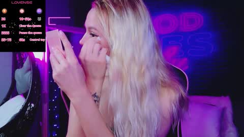 alessiacroft online show from 12/16/25, 03:44