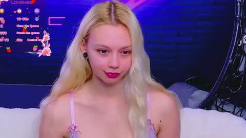 Snapshot of alessiacroft chatting on 05/09/26, 04:06 alessiacroft online show from 05/09/26, 04:06