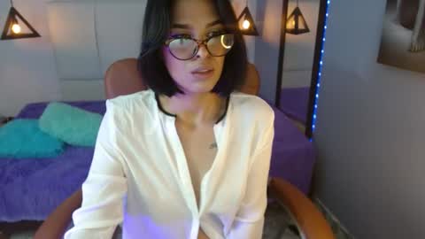 Snapshot of alessiaval chatting on 02/13/25, 03:46 Valery online show from 02/13/25, 03:46