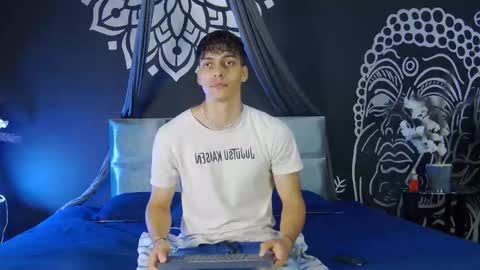 Alessio online show from 12/16/25, 11:59