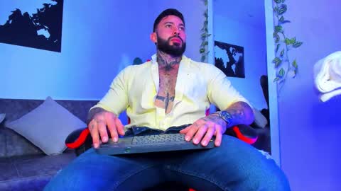 Snapshot of alessrose22 chatting on 02/02/26, 07:23 Aless Rose online show from 02/02/26, 07:23