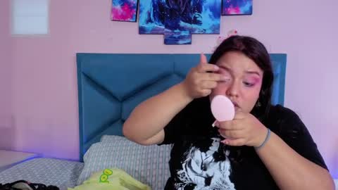 AleSweett online show from 03/31/26, 12:05