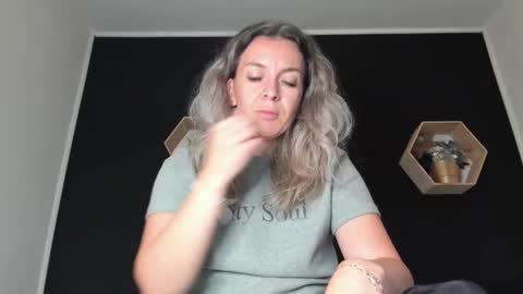 alesys69 online show from 09/20/25, 11:17