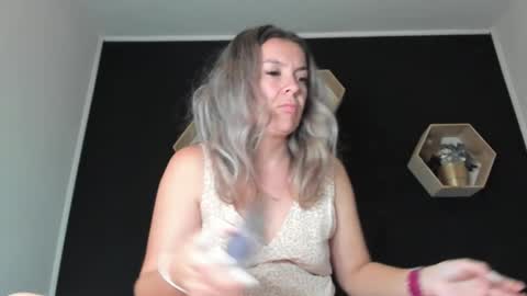 alesys69 online show from 09/21/25, 09:38