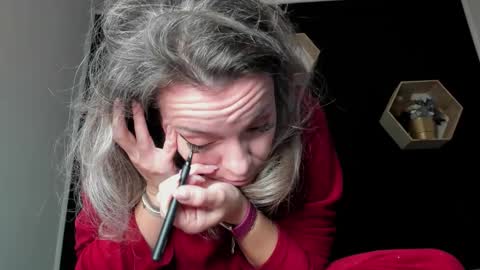 alesys69 online show from 10/27/25, 11:52