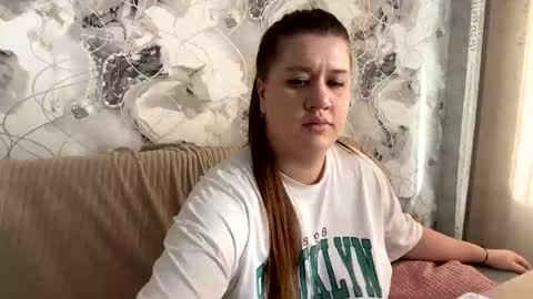 Aletta Oushen online show from 02/20/25, 09:22