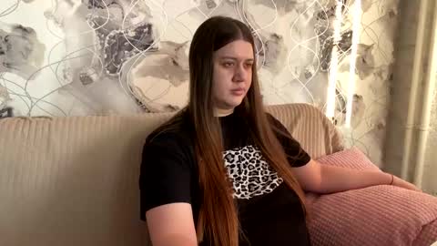 Aletta Oushen online show from 03/12/25, 11:42