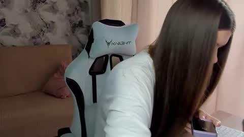 Aletta Oushen online show from 09/20/25, 10:27