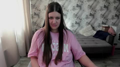 Aletta Oushen online show from 03/11/26, 10:10