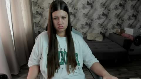 Aletta Oushen online show from 03/31/26, 11:21