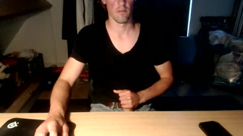 Snapshot of alettaoceanftw chatting on 05/17/26, 07:10 AlettaOceanFtw online show from 05/17/26, 07:10