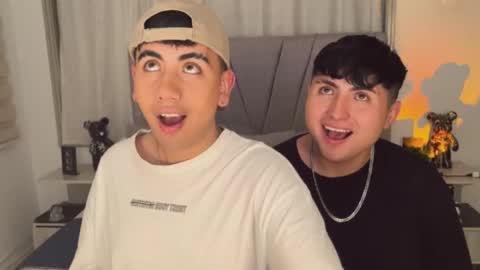 Snapshot of alex0113_ chatting on 11/15/25, 07:16 alex0113_ online show from 11/15/25, 07:16