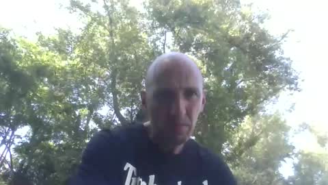 Snapshot of alex120475 chatting on 05/26/26, 12:23 alex120475 online show from 05/26/26, 12:23