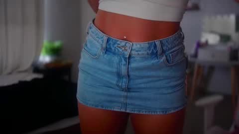 alex  online show from 02/18/25, 04:59