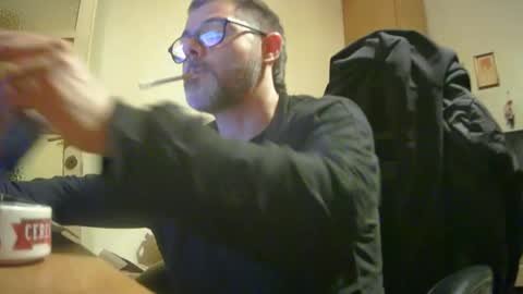 Snapshot of alex81pv1981 chatting on 02/16/25, 06:54 alex81pv1981 online show from 02/16/25, 06:54