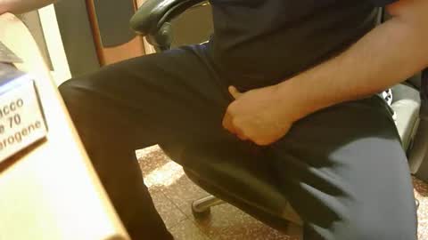 Snapshot of alex81pv1981 chatting on 09/28/25, 06:46 alex81pv1981 online show from 09/28/25, 06:46