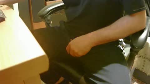 Snapshot of alex81pv1981 chatting on 10/26/25, 08:26 alex81pv1981 online show from 10/26/25, 08:26