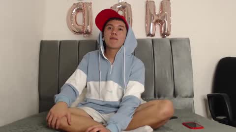 Owen online show from 12/04/24, 01:58