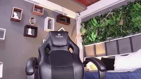 Alex online show from 03/04/25, 12:01