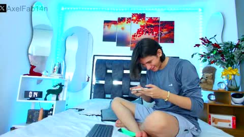 sneider online show from 01/16/25, 06:48