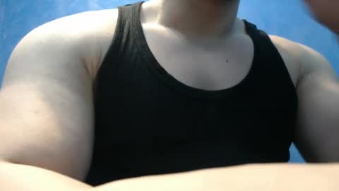 Snapshot of alex_blu chatting on 05/23/26, 04:39 Alex online show from 05/23/26, 04:39