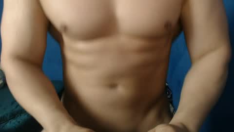 Snapshot of alex_blu chatting on 05/27/26, 01:57 Alex online show from 05/27/26, 01:57