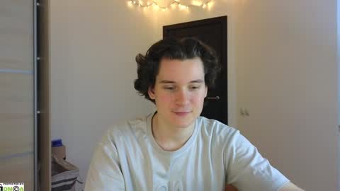 FAVORITE online show from 02/09/25, 03:11