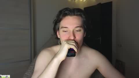 FAVORITE online show from 09/16/25, 09:10