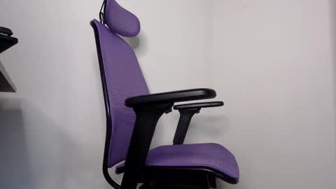 alex_connorr online show from 12/21/25, 08:49