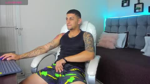 alex online show from 02/03/25, 12:14