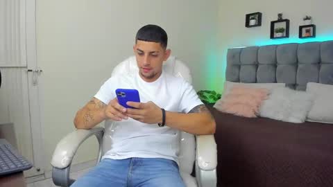 alex online show from 02/13/25, 12:43