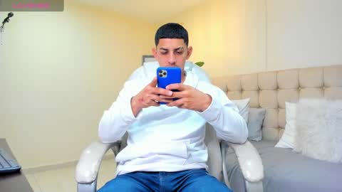 alex online show from 03/07/25, 12:23