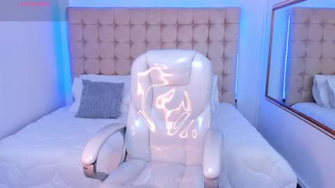 alex online show from 11/29/25, 12:08