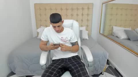 alex online show from 12/15/25, 11:36