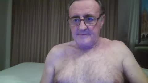 Snapshot of alex_fetishplayer chatting on 12/13/24, 08:15 Alex online show from 12/13/24, 08:15