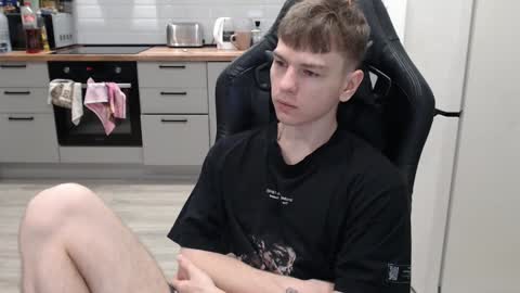 Alex online show from 12/10/24, 04:13