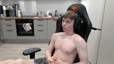 Alex online show from 02/08/25, 06:22