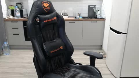 Alex online show from 02/13/25, 08:45