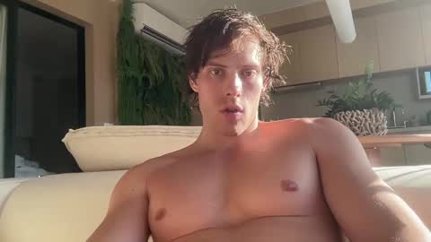 Snapshot of alex_islive chatting on 05/05/26, 06:49 Alex Stone online show from 05/05/26, 06:49