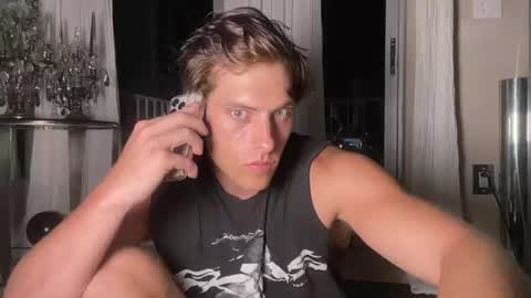 Snapshot of alex_islive chatting on 07/02/26, 03:56 Alex Stone online show from 07/02/26, 03:56