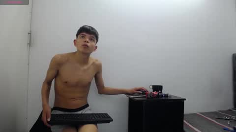 Snapshot of alex_it0 chatting on 05/09/26, 10:37 alex_it0 online show from 05/09/26, 10:37