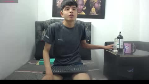 Snapshot of alex_it0 chatting on 05/15/26, 11:28 alex_it0 online show from 05/15/26, 11:28