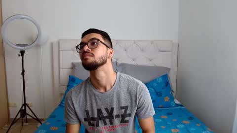 alex_jus1 online show from 10/25/25, 02:56