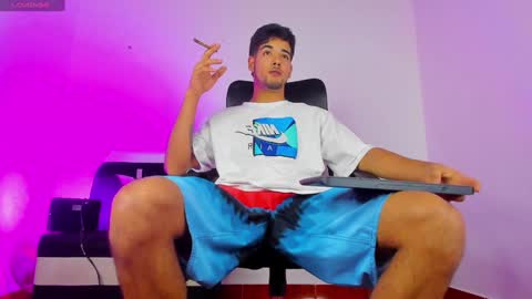 i am Alex online show from 12/28/24, 08:58