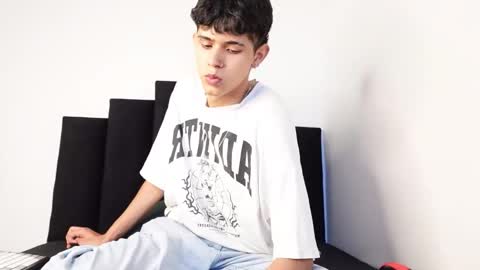 alex_mark_ online show from 10/14/25, 07:25