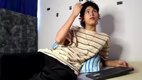 Snapshot of alex_mark_ chatting on 04/21/26, 04:56 alex_mark_ online show from 04/21/26, 04:56