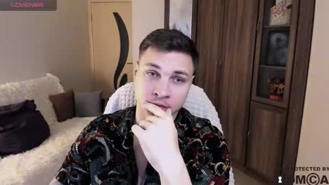 alex_milson online show from 10/23/25, 07:07