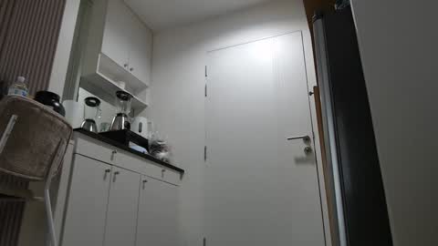 Nicha online show from 10/28/25, 02:59